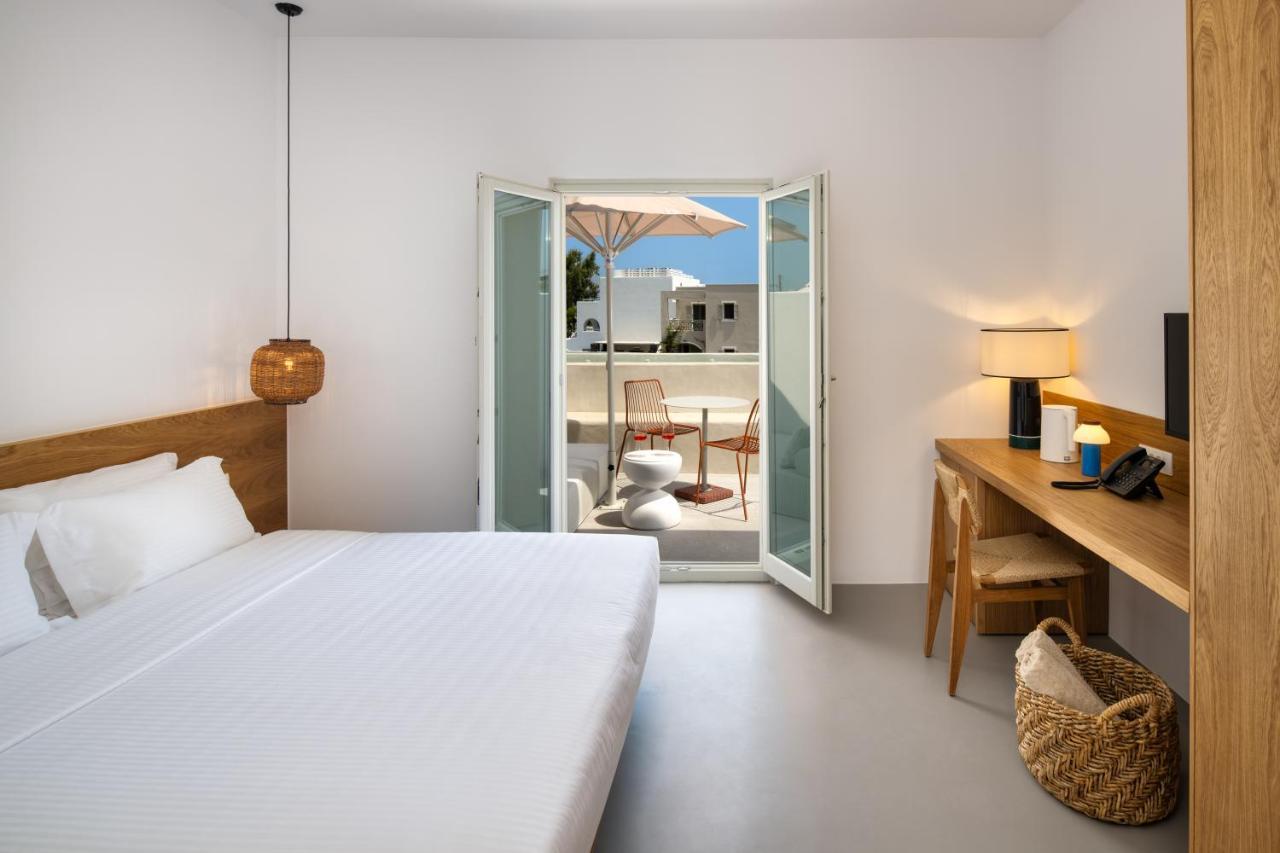 Viva Nove Suites Kamari  Exterior photo