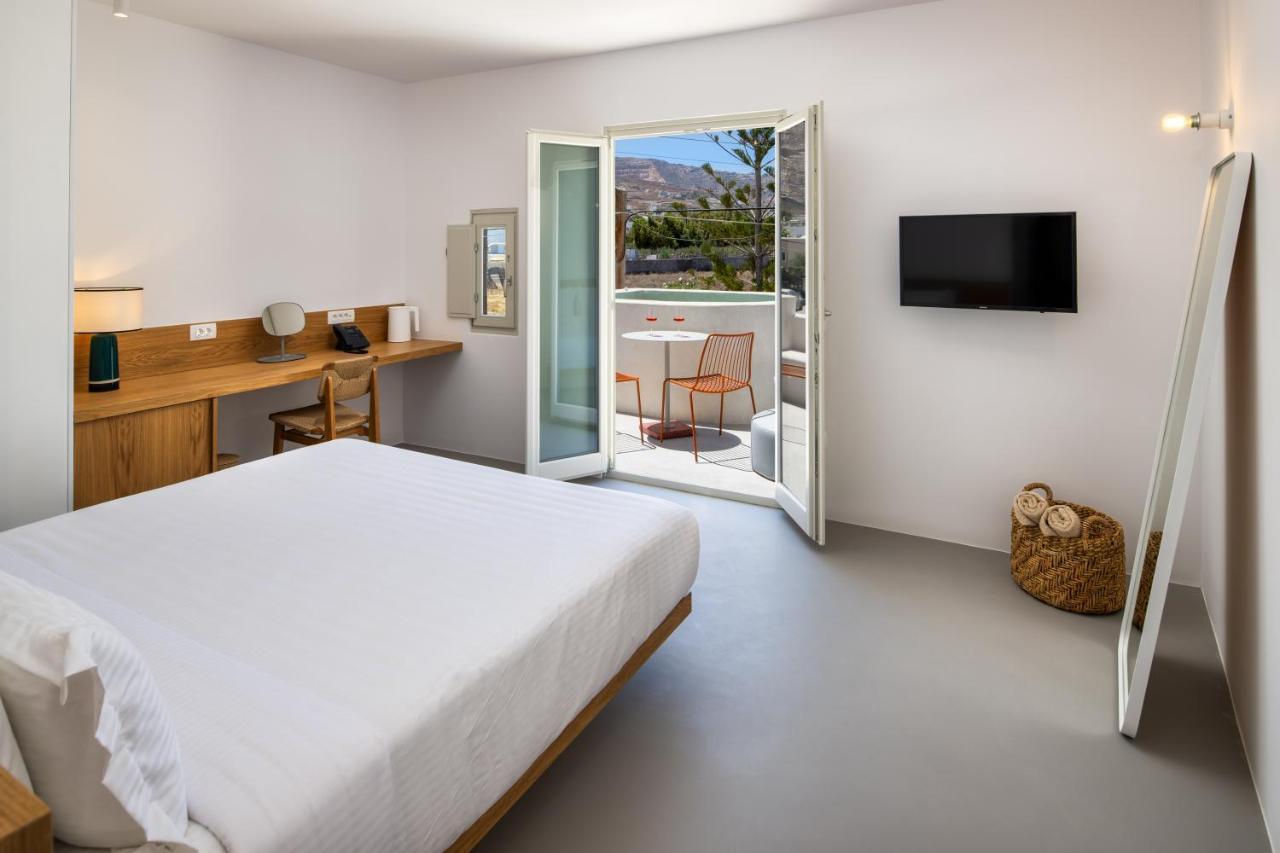 Viva Nove Suites Kamari  Exterior photo