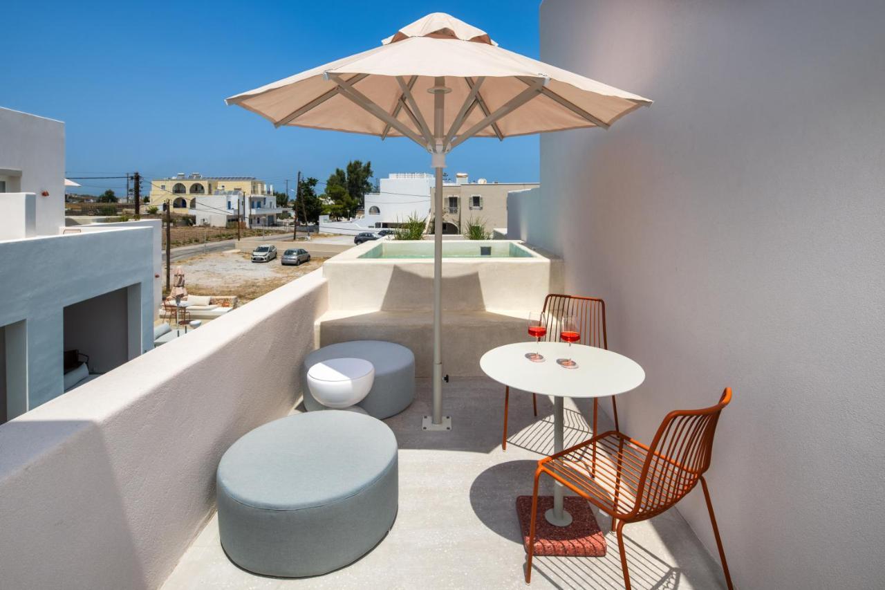 Viva Nove Suites Kamari  Exterior photo