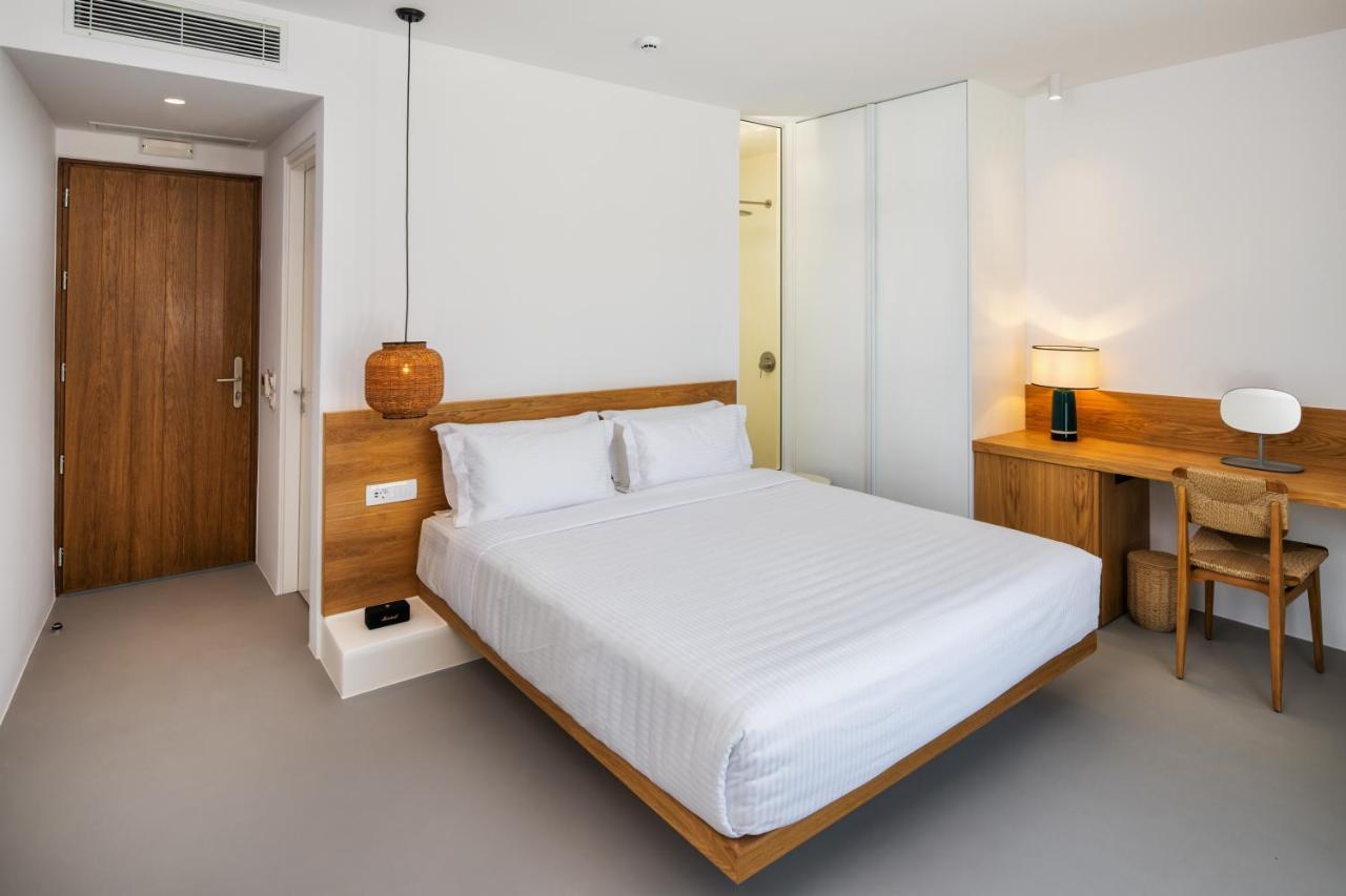 Viva Nove Suites Kamari  Exterior photo